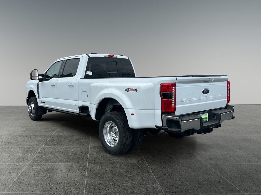 2026 Ford F-350SD Lariat DRW