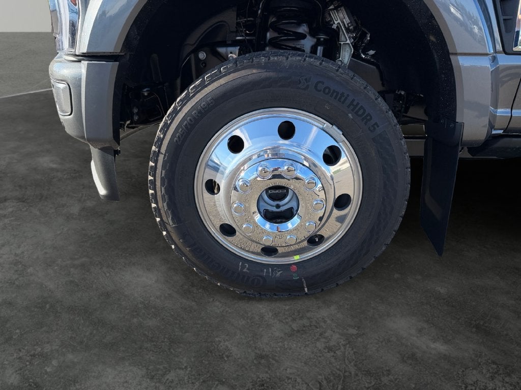 2027 Ford F-450SD Platinum