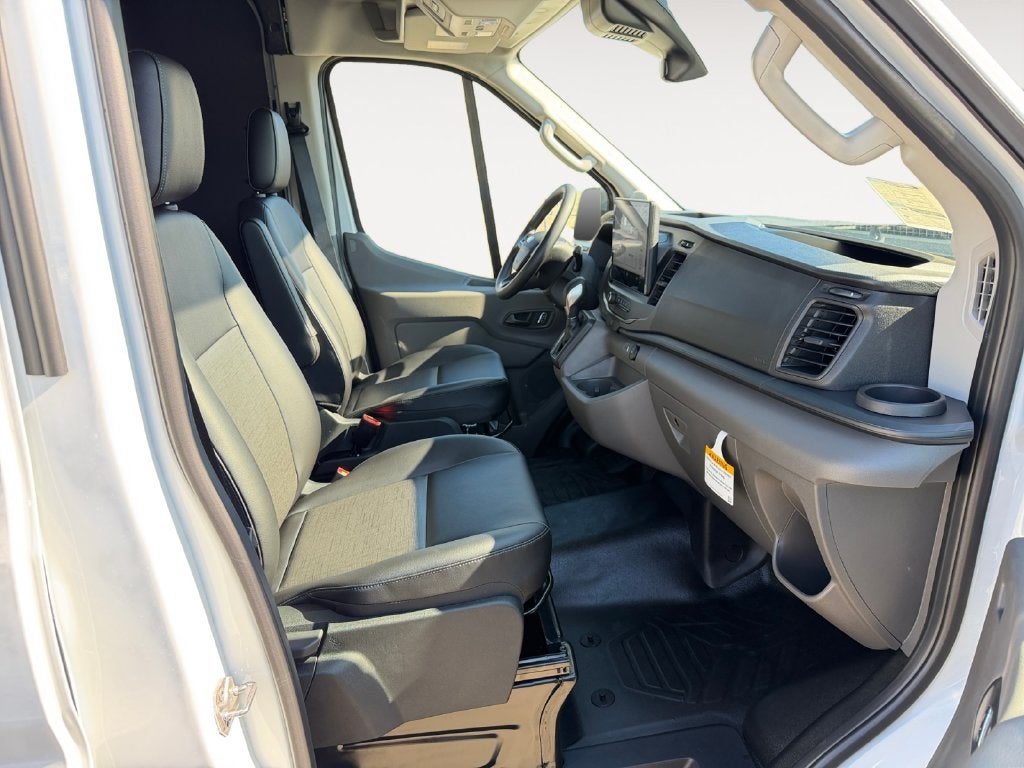 2027 Ford Transit-250 Base