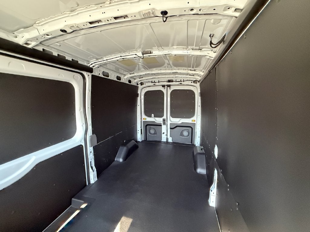 2027 Ford Transit-250 Base