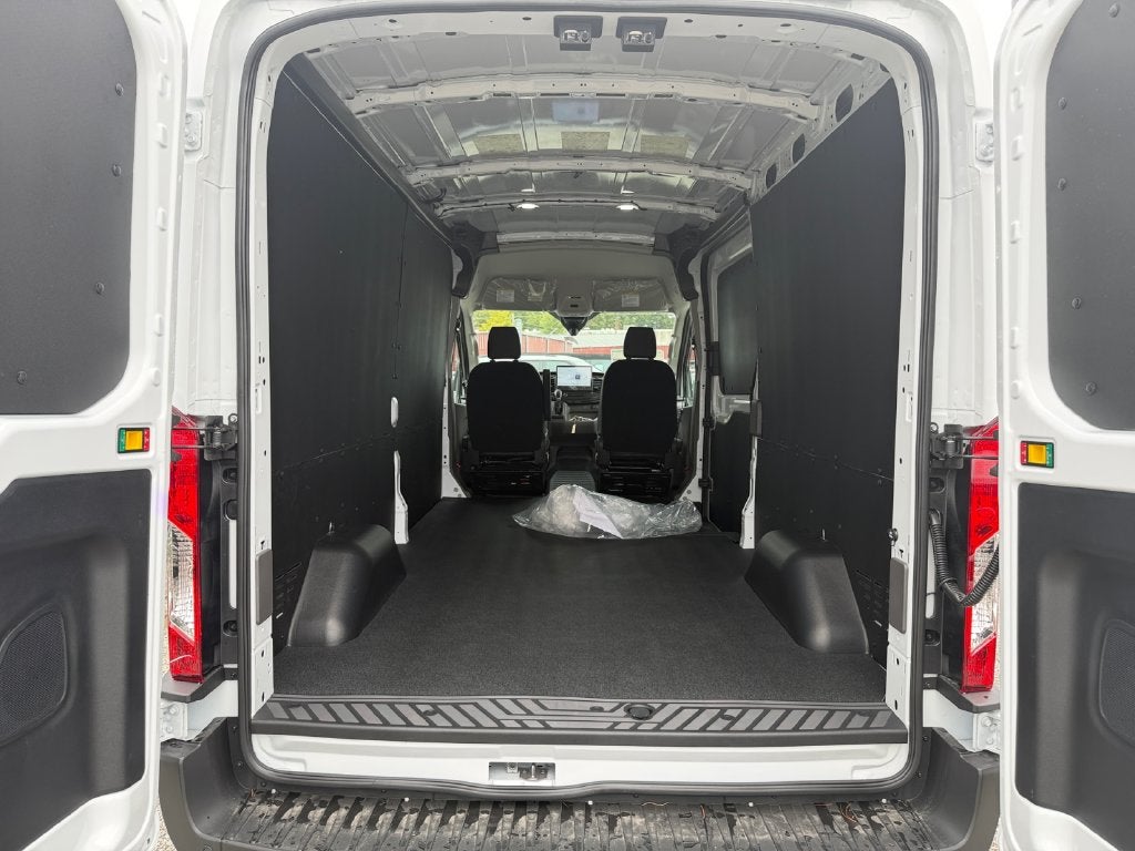 2027 Ford Transit-250 Base