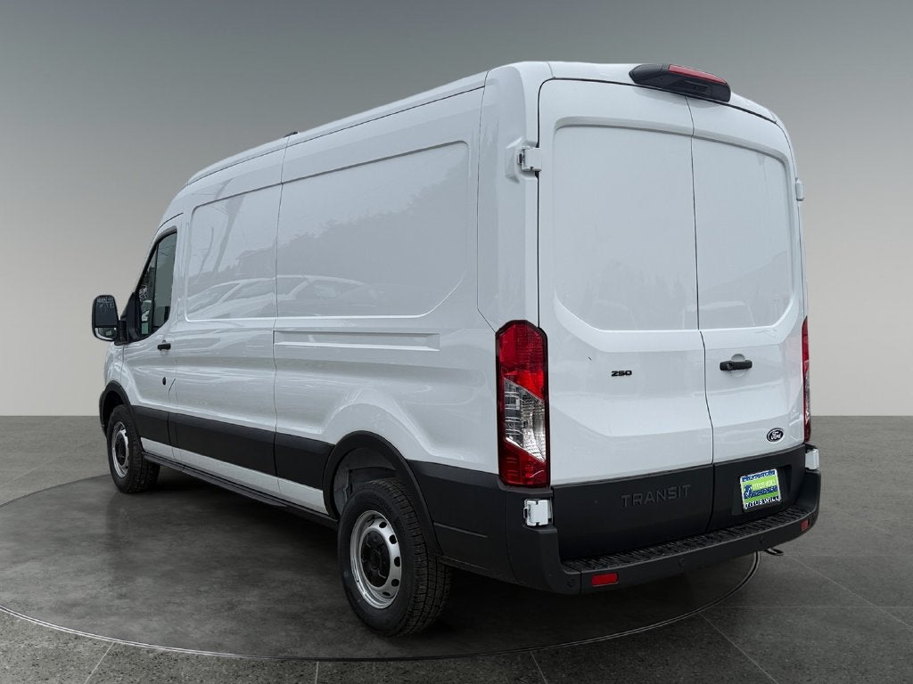 2027 Ford Transit-250 Base