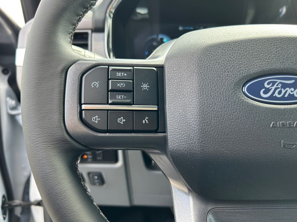 2024 Ford F-150 Lightning XLT
