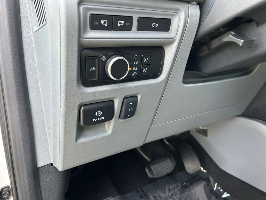 2024 Ford F-150 Lightning XLT