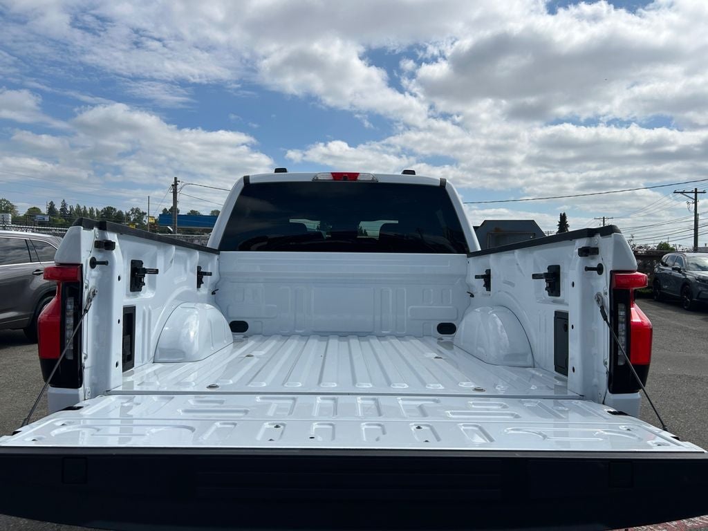 2024 Ford F-150 Lightning XLT