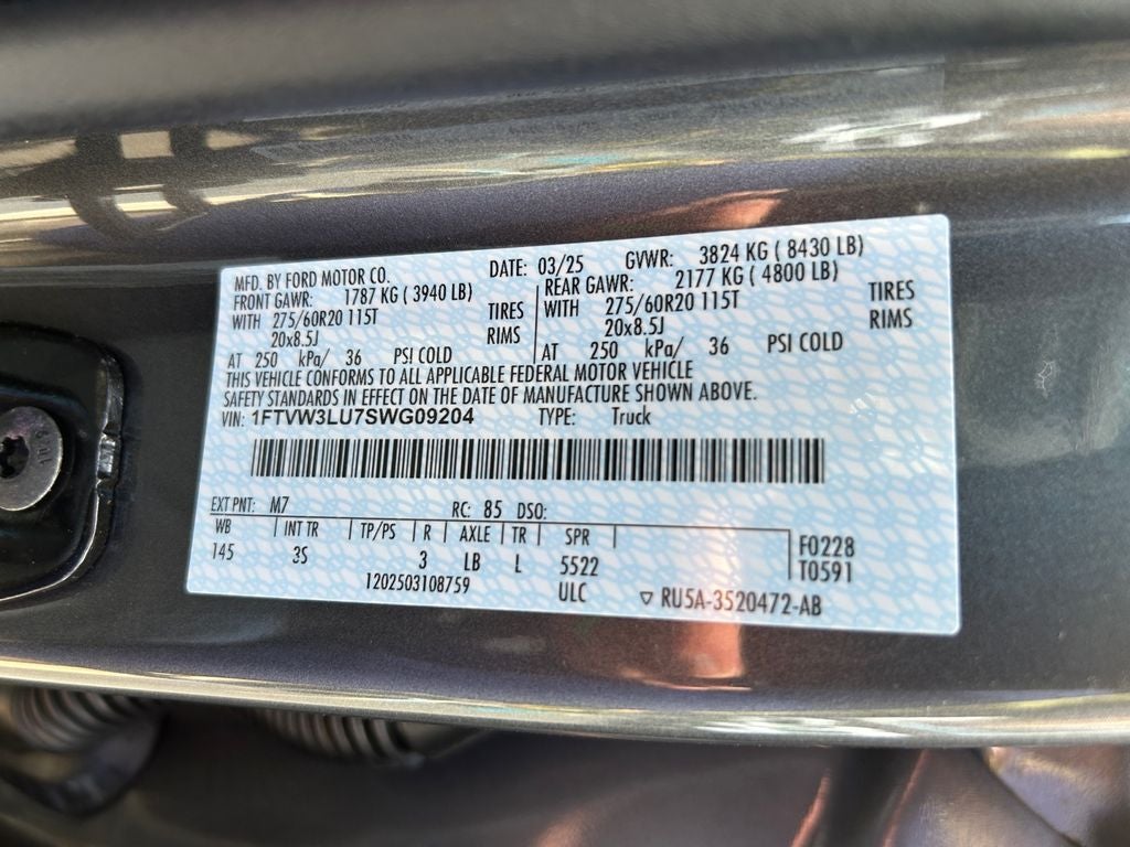 2025 Ford F-150 Lightning Flash