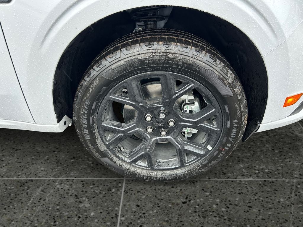 2025 Ford Maverick Lobo High