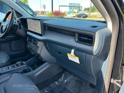 2025 Ford Maverick Lobo Standard