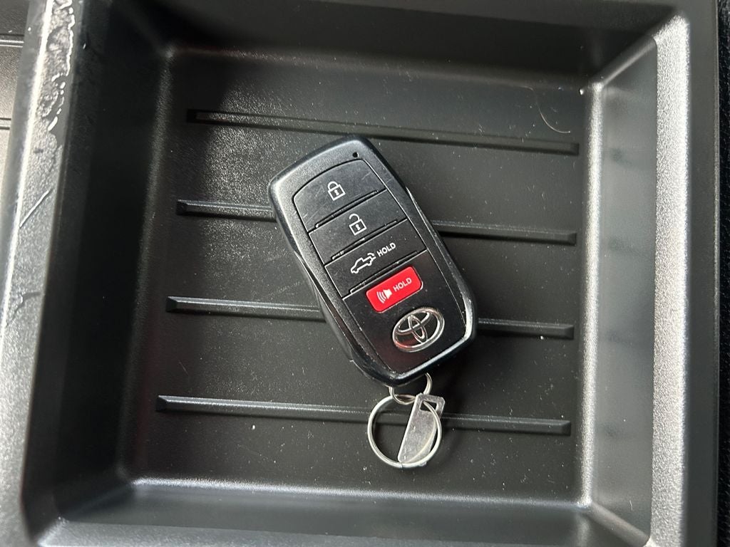 2022 Toyota Tundra SR5